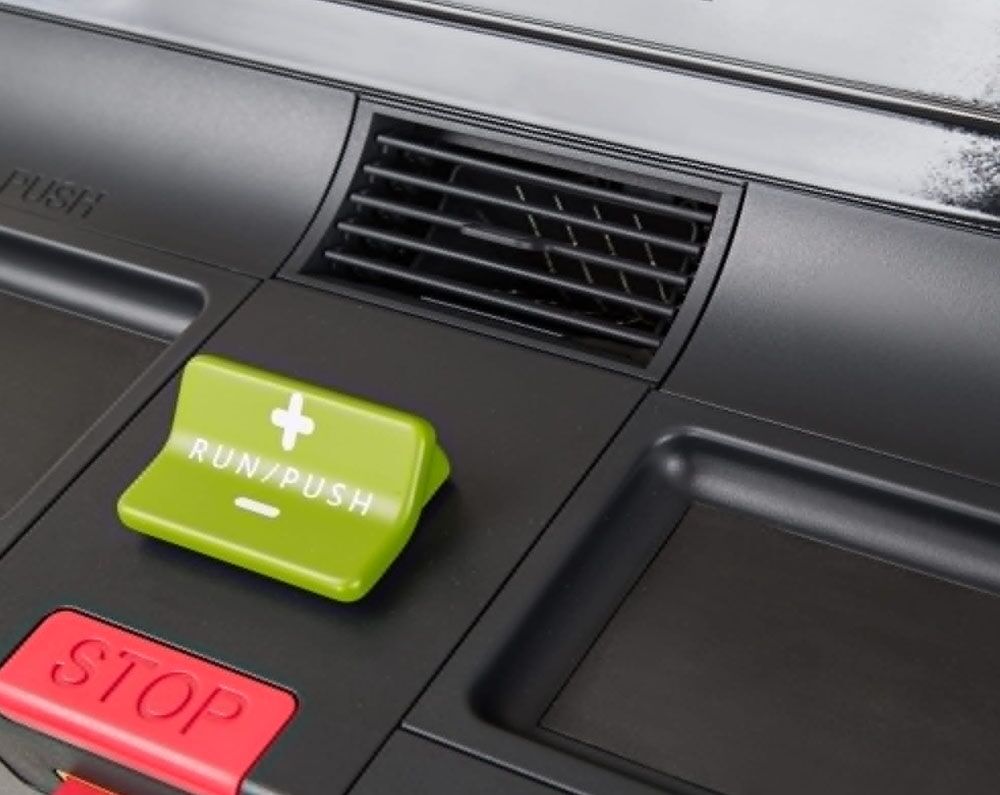 SportsArt G690 Verde Eco-Powr Treadmill