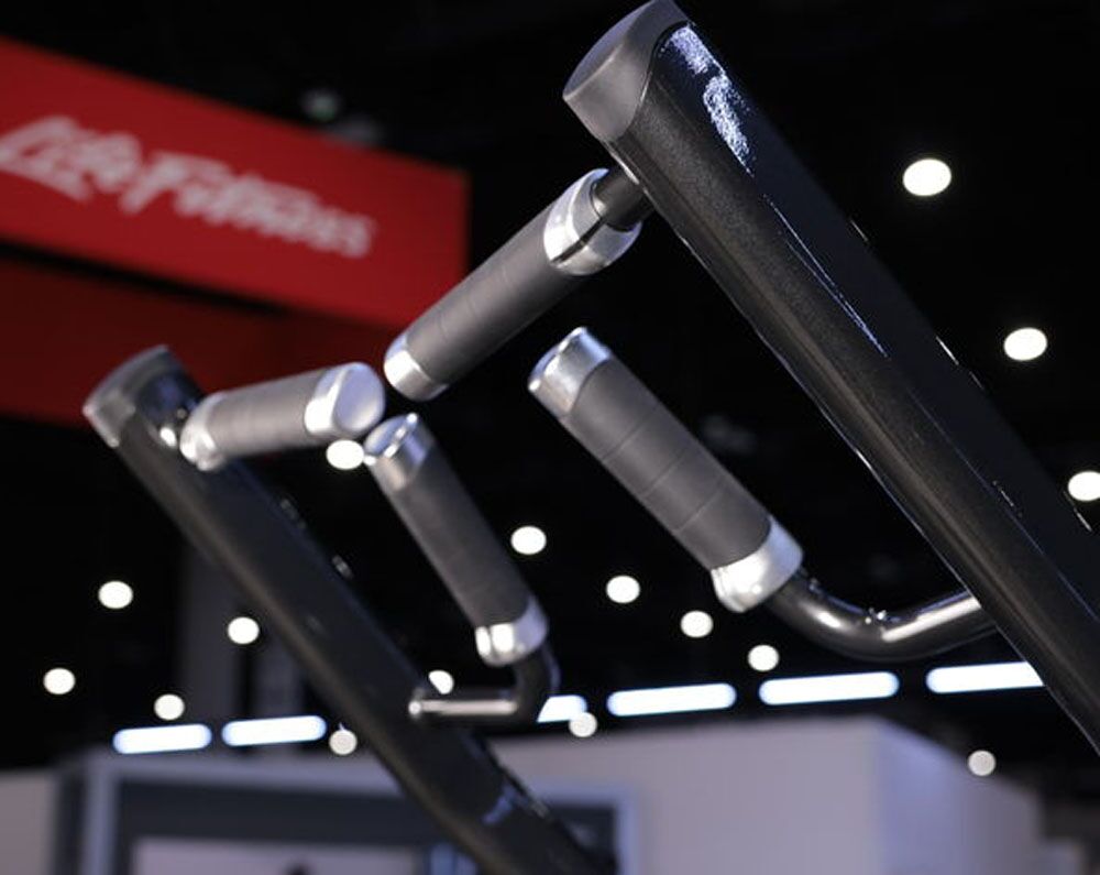 insignia-series-dual-axis-pulldown