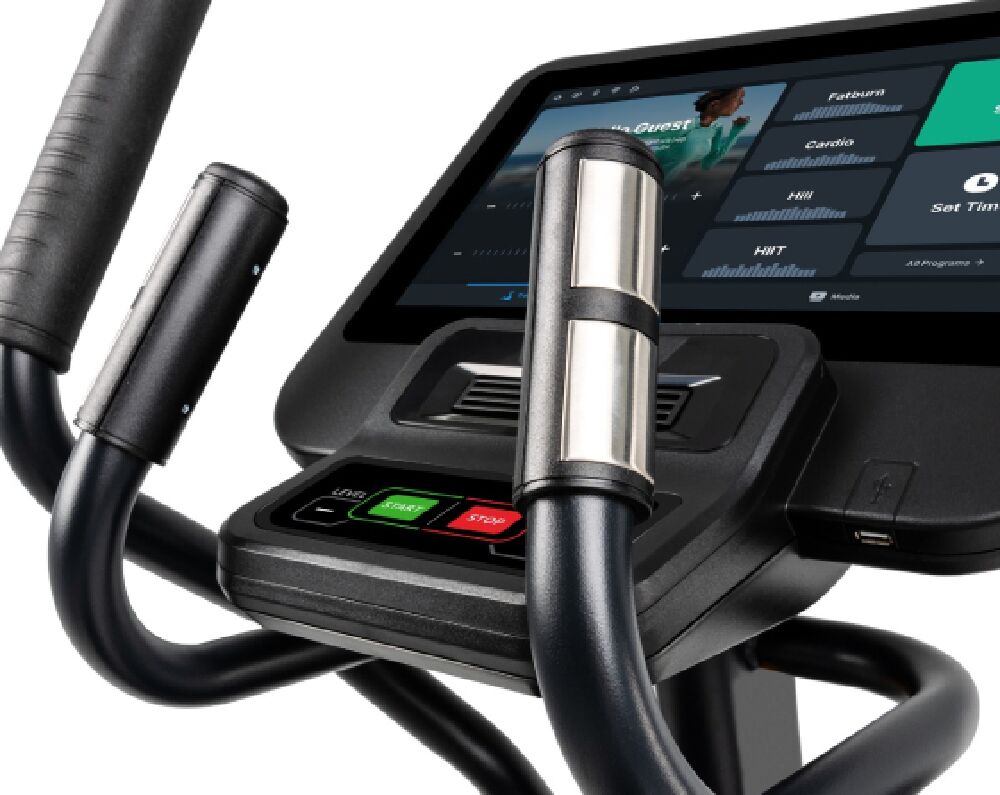 Spirit CE800ENT Elliptical (5)