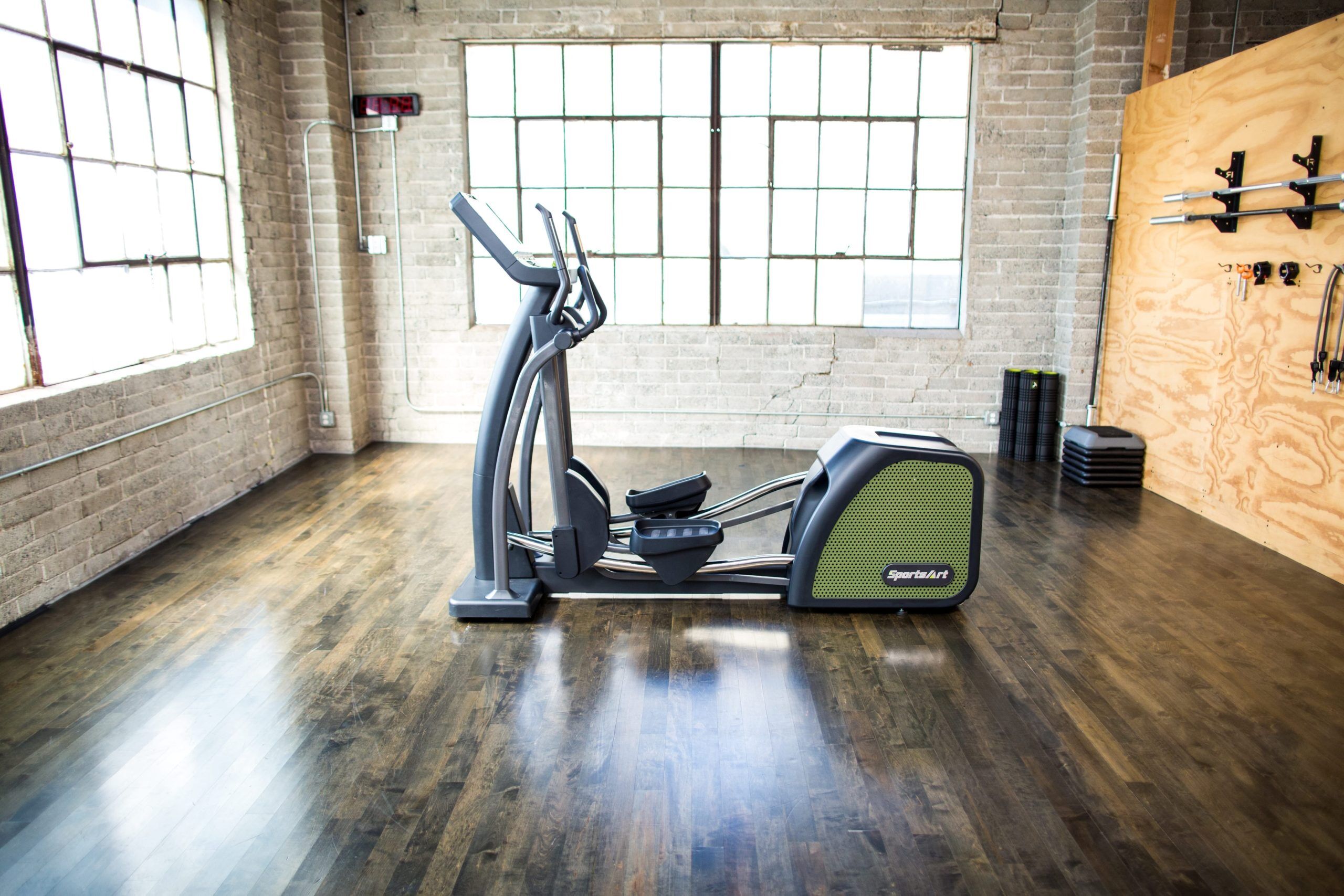 SA_18-Eco-Powr-Elliptical-01-edit