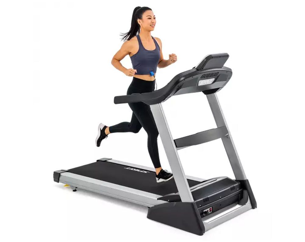 Spirit XT485ENT Treadmill4
