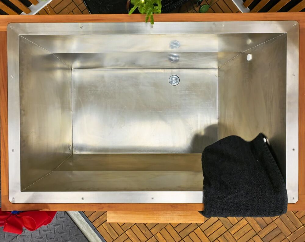 dynamic-cold-therapy-cuboid-304-stainless-steel-cold-plunge