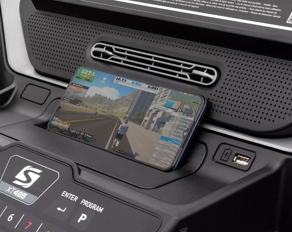 Spirit-XT485-Treadmill