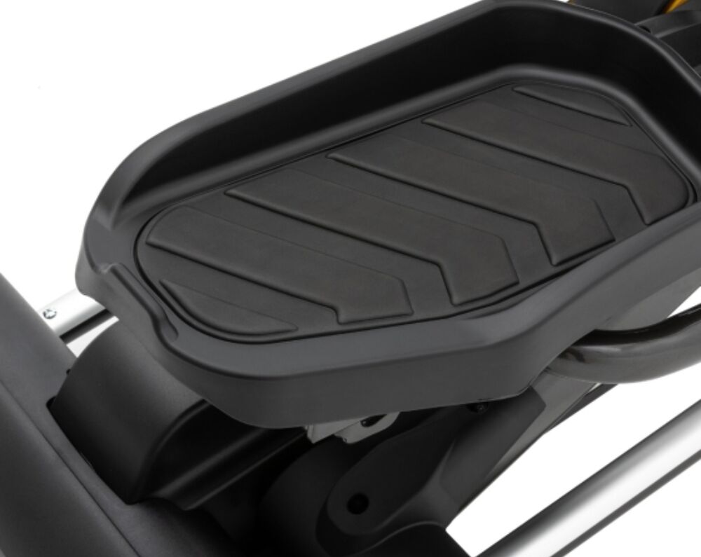 Spirit XE395 Elliptical Trainer (2)
