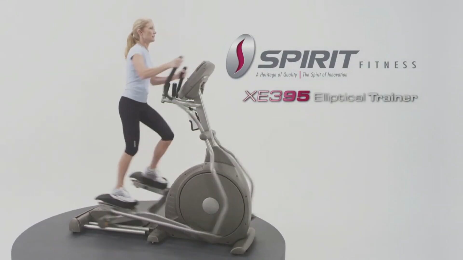 Spirit XE395 Elliptical Trainer