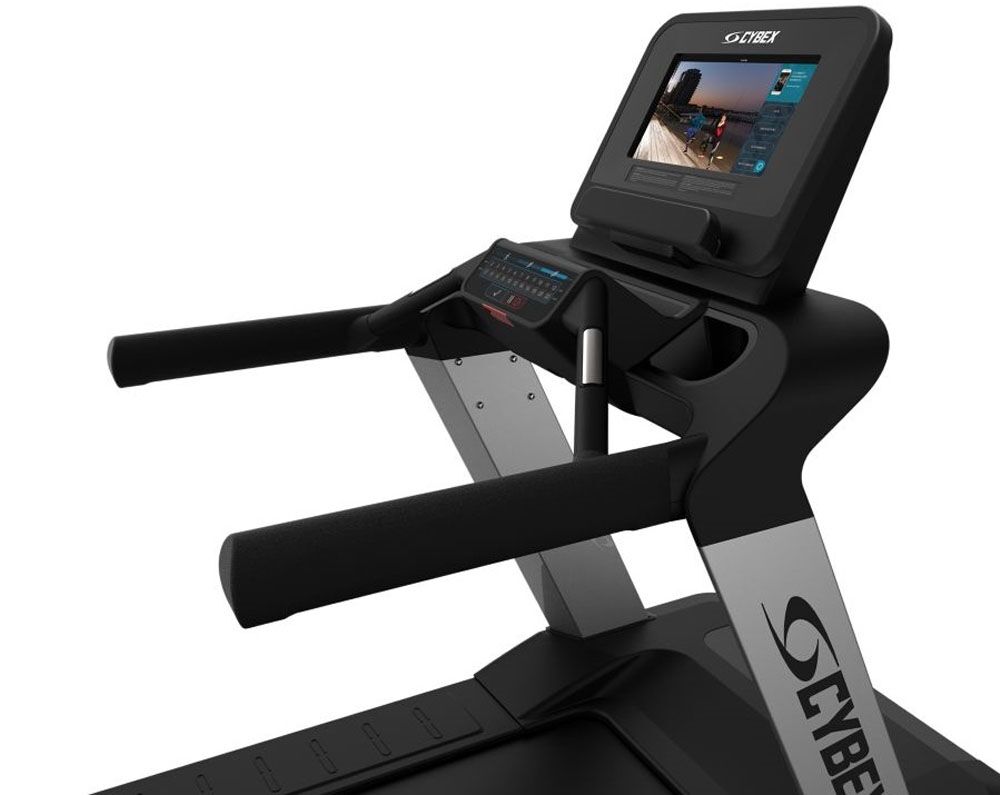 cybex-r-series-treadmill-70t-console