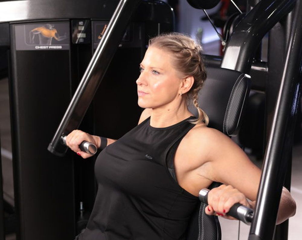 insignia-series-dual-axis-chest-press