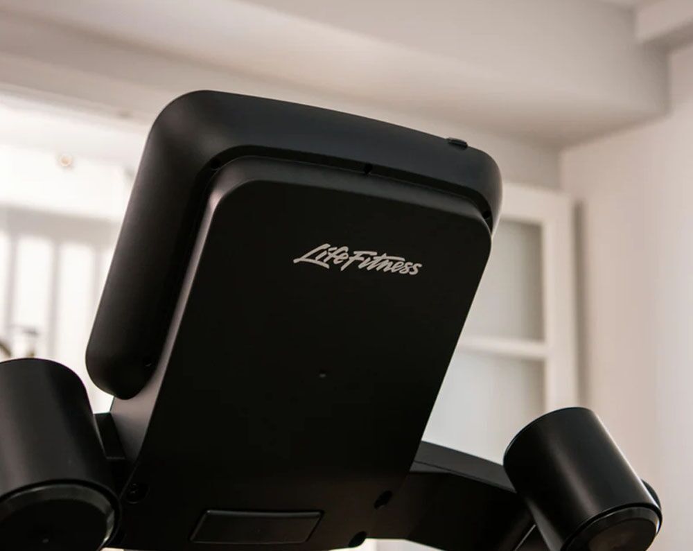 Life Fitness run-cx-treadmill